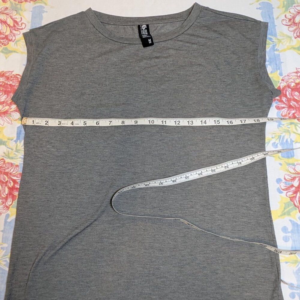 Mountain Hardwear Medium Everyday Perfect Short-Sleeve T-Shirt Gray - Picture 6 of 11